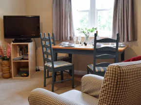 Elm Court 7